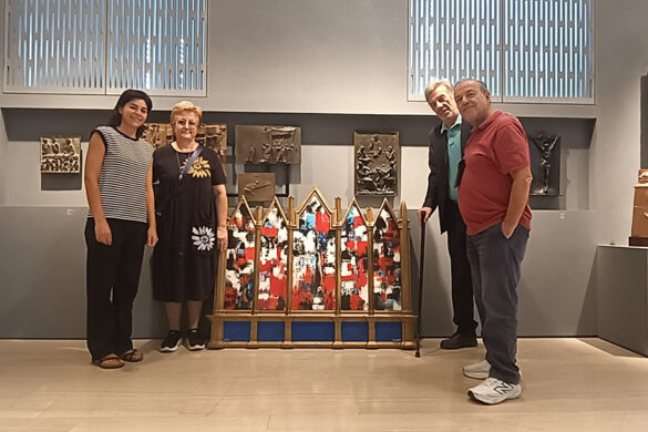 Tippolotti e Borgognoni con opera donata